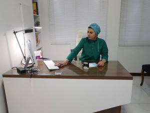 آگهی دکتر شیوا مدنی حسینی جراح و متخصص زنان و زایمان
