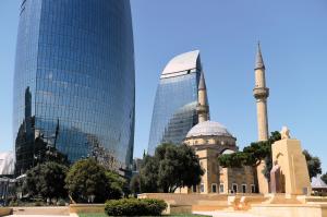 تور زمینی باکو - حریم پرواز